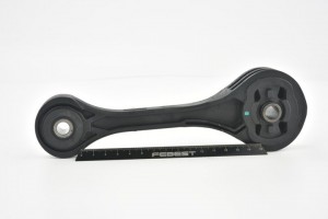 Опора двигателя SBM-010 SBM-010 FEBEST