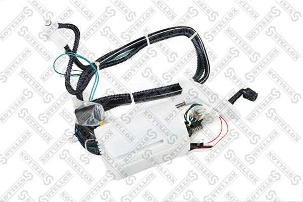 насос топливный эл.! в сборе 3bar\ BMW E60/E61/E63 2.2-4.4i 03> 10-01466-SX STELLOX