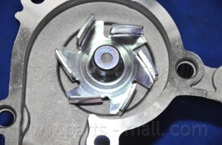 Насос водяной HYUNDAI/KIA 1.8/2.0 01 DOLZ H203  PHA-030 PHA-030 PMC PARTS MALL