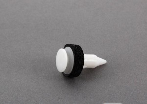 пистон крепления обшивки двери!\ MB W163 3.2 98-05 A 163 988 16 78 MERCEDES BENZ