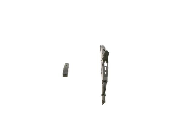Щетка стеклоочистителя LAND ROVER Range Rover Evoque (11-) OPEL Mokka (12-) задн 3 397 011 813 BOSCH