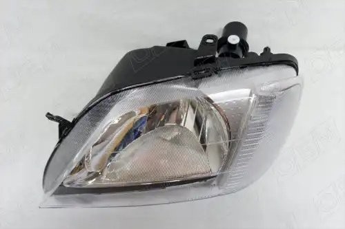 Фара левая Renault Logan 1 2004-2009, повторитель ближе к крылу OEM0194FL OEMPARTS