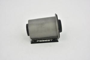 Сайлентблок задн верхнего рычага NISSAN ARMADA TA60/INFINITI QX56 (JA60) 2003- N NAB-205 FEBEST