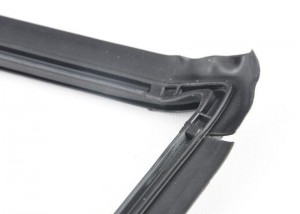 молдинг заднего стекла!\ BMW E60/E61 03-09 51 31 7 027 916 BMW
