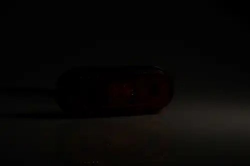 фонарь габаритный! красного цвета, LED 120x46 с проводом 0.5м\ Universal FT020CLED FRISTOM