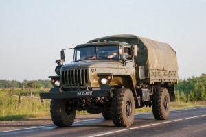 Указатель поворота ГАЗ,ЗИЛ,УАЗ передний 12V пластик РУДЕНСК 112022201 RUDENSK