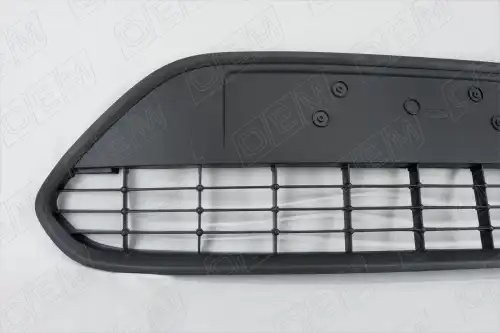 Решетка в бампер нижняя Ford Focus 2 2008-2011, текстурная OEM3679 OEMPARTS