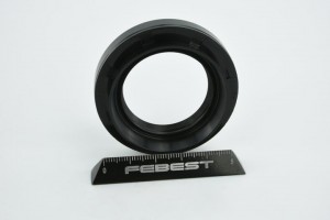 Сальник привода TOYOTA AVENSIS T27 95HAY-35550915C 95HAY-35550915C FEBEST