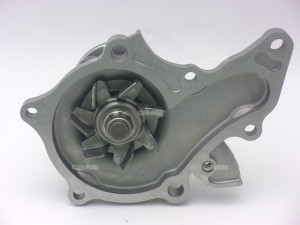 помпа!\ Toyota Carina/Celica/Corolla 1.3/1.6 83-90 GWT-58A GMB