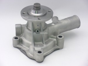 помпа!\ Toyota Lite-Ace 1.3 79-86 GWT60A GMB