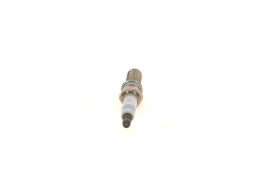 SMART, KIA 0 242 135 527 BOSCH