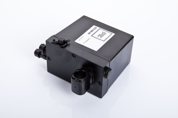 насос подъема кабины !OEM 99458304\IVECO EeroTech/EuroTrakker/EuroStar/Trakker/E 02360000A PETERS ENNEPETAL