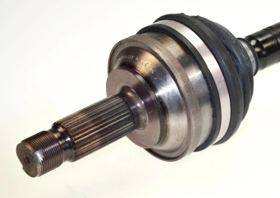 привод передний! 655mm\ MB W639 2.2D 05> 304806 LOBRO