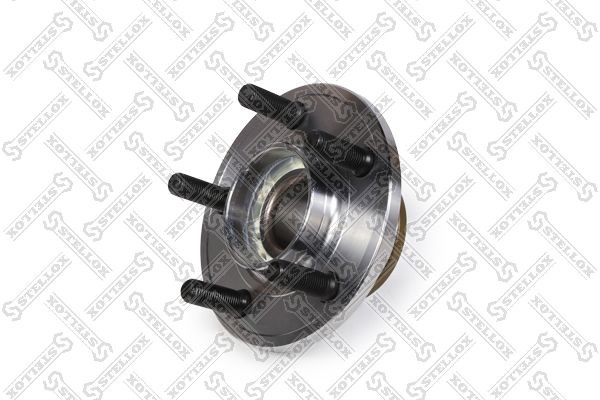 ступица! в сборе с подш., передняя\ Chrysler 300C 2.7-5.7 04-11 43-29245-SX STELLOX