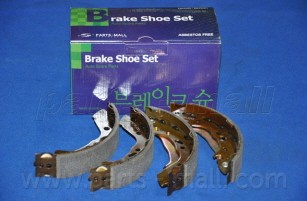 Колодки задние барабанные HYUNDAI EXCEL-2(X-2) PLA-001 PLA-001 PMC PARTS MALL