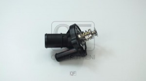 термостат! 82C с прокладкой\ Ford Galaxy/Mondeo 2.3/2.5 07>, Mazda 3/CX7/MPV 02> QF15A00136 QUATTRO FRENI