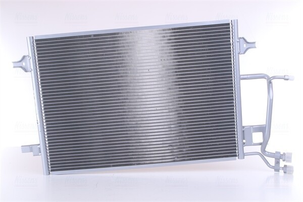 AI5140=VL816967=8FC 351 301-401 [8D0260403H] !радиатор конд.\ VW Passat 1.6i-1.9 94594 NISSENS