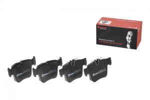 Колодки тормозные MB C-CLASS (W205) 07/13  задн. P50133 P50133 BREMBO