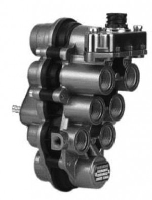 Клапан защитный четырехконтурный DAF 75/85CF/CF75/85/XF95/105 II38749FN50 KNORR BREMSE