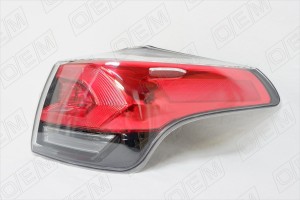 Фонарь правый внешний Toyota RAV4 4 CA40 2015-2019 OEM0254FONR OEMPARTS