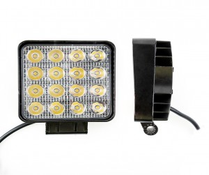 Фара противотуманная тюнинговая "NORD YADA" 16 LED 48W (квадрат, дальний свет) 907372 NORD YADA
