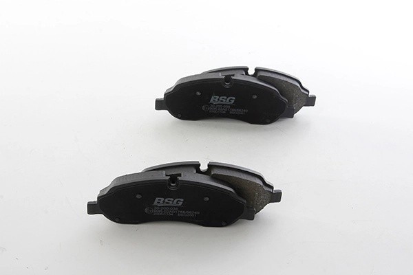 Колодки тормозные FORD Transit (12-) дисковые передние (4шт.) BSG BSG 30-200-038 BSG