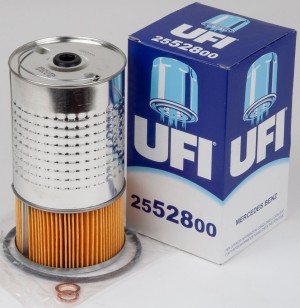 Фильтр масляный MERCEDES W201, W124 diesel 25.528.00 2552800 UFI