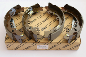КОЛОДКИ ЗАДНИЕ HILUX/SHOE KIT 04495-0K120 04495-0K120 TOYOTA