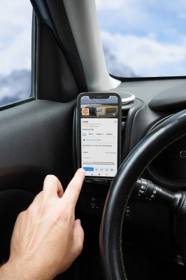 Держатель для телефона на торпедо магнитный прямоугольный на двухстороннем скотч AEAG001 AIRLINE