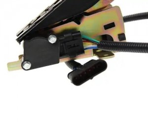 Педаль акселератора МАЗ-6430А,5440А,4370 с кронштейном под электропр.(дв.ЯМЗ,МАN 11019007 MEGA POWER