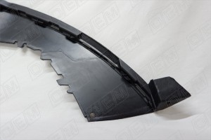 Накладка бампера переднего Volkswagen Golf 6 (2009-2013) OEM0456 OEMPARTS