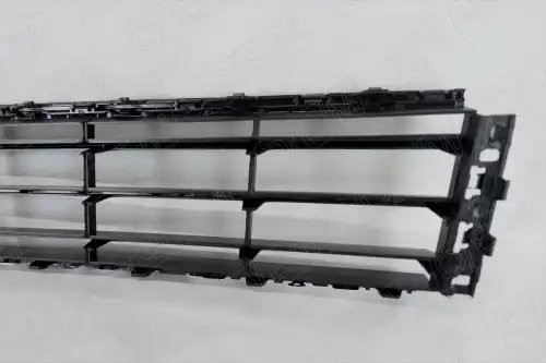 Решетка в бампер нижняя Volkswagen Passat B7 (2010-2015) один хром молдинг OEM3712 OEMPARTS