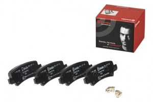 P83065 874 02!колодки дисковые з.\Toyota Corolla 1.4i/1.6/2.0D 01>диск15'/Verso  P83065 BREMBO