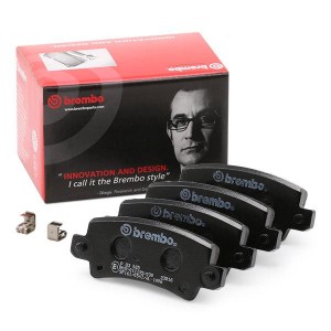 P83065 874 02!колодки дисковые з.\Toyota Corolla 1.4i/1.6/2.0D 01>диск15'/Verso  P83065 BREMBO