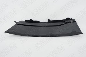 Заглушка противотуманной фары правая Skoda Rapid  2017-2020 OEM1380R OEMPARTS