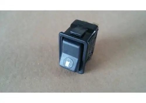 Выключатель клавиша УАЗ-3163 переключения бака топливного АВТОАРМАТУРА 8237090610 AVTO ARMATURA