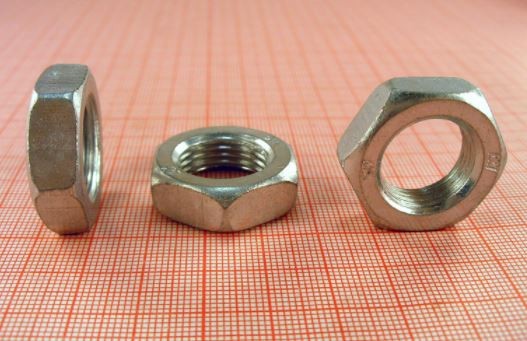 Гайка сгонки для а/м ВАЗ 2108 (правая) М18  10шт 210803414112008 BELZAN