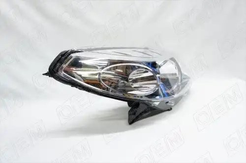 Фара правая Renault Sandero 1 (2009-2014) светлая OEM0069FR OEMPARTS