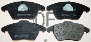 колодки дисковые передние! c датчиком износа диск 15'/16'\ Audi A3, VW Golf V 1. QF81000 QUATTRO FRENI