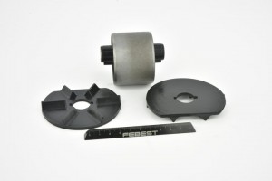 Сайлентблок правой подушки двигателя mt TMB-041 FEBEST