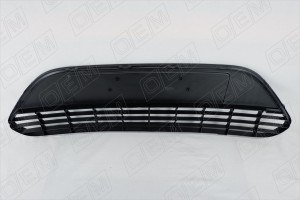 Решетка в бампер нижняя Ford Focus 2 2008-2011, текстурная OEM3679 OEMPARTS