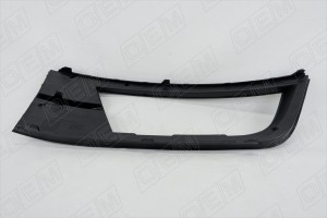 Окантовка противотуманной фары правая Skoda Octavia 3 A7 2013-2017 OEM1467R OEMPARTS