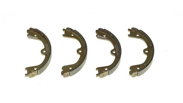 S56546 колодки барабанные ручника!\ Nissan Pathfinder 4.0/2.5dCi/3.0dCi 05> S 56 546 BREMBO