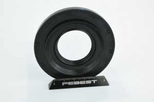 Сальник привода (35X76X8X11,3) 95HAY-35760813R 95HAY-35760813R FEBEST
