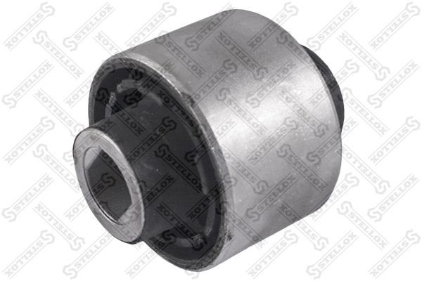 сайлентблок рычага нижнего  7700161SX 77-00161-SX STELLOX