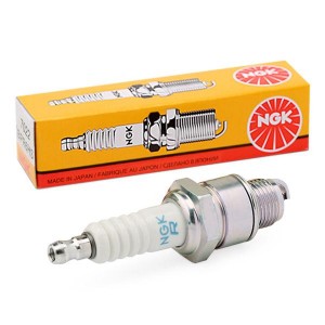 Свеча зажигания мото KAWASAKI YAMAHA NGK 7022 NGK