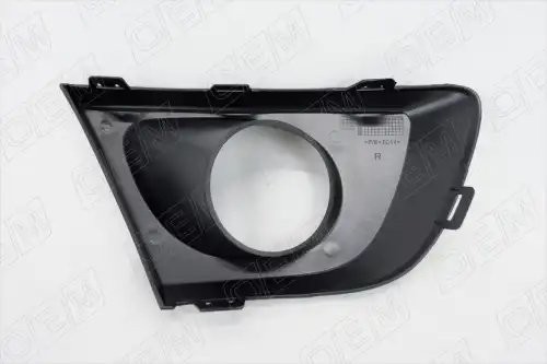 Окантовка противотуманной фары правая Renault Duster 1 2015-2020 OEM1331R OEMPARTS