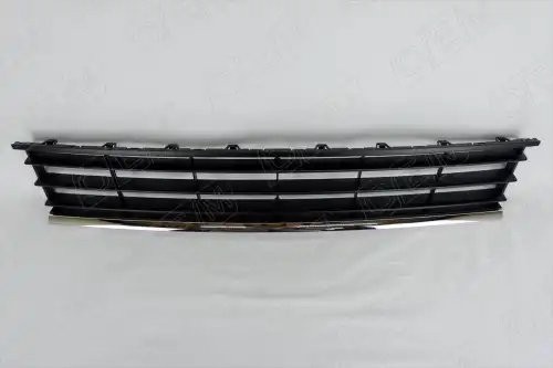 Решетка в бампер нижняя Volkswagen Passat B7 (2010-2015) один хром молдинг OEM3712 OEMPARTS