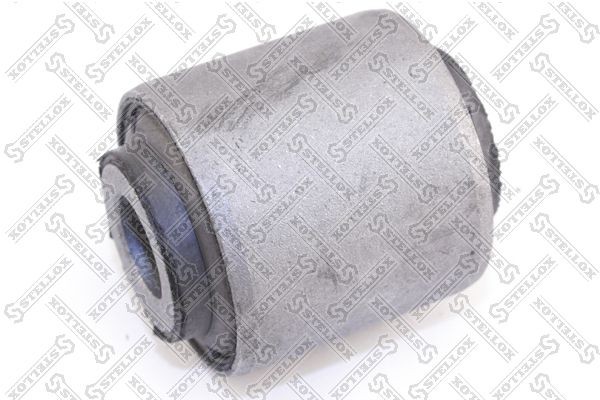 сайлентблок зад. попереч. тяги п.!\Nissan Terrano WD21/R20/R50 87>/Vanette 86-92 87-74034-SX STELLOX