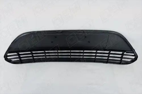 Решетка в бампер нижняя Ford Focus 2 2008-2011, текстурная OEM3679 OEMPARTS